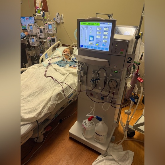 RIH MOMMA 🙏 BOGO to raise funds funeral arrangements and cremation. - Picture 4 of 15